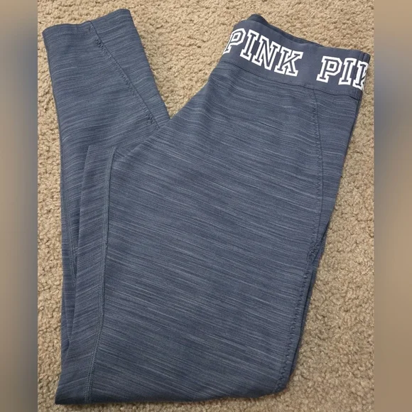 PINK Victoria's Secret Large Ultimate Spellout Activewear Leggings - Picture 2 of 5